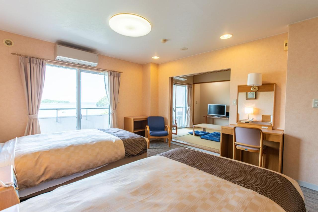 Wisterian Life Club 3* Toba